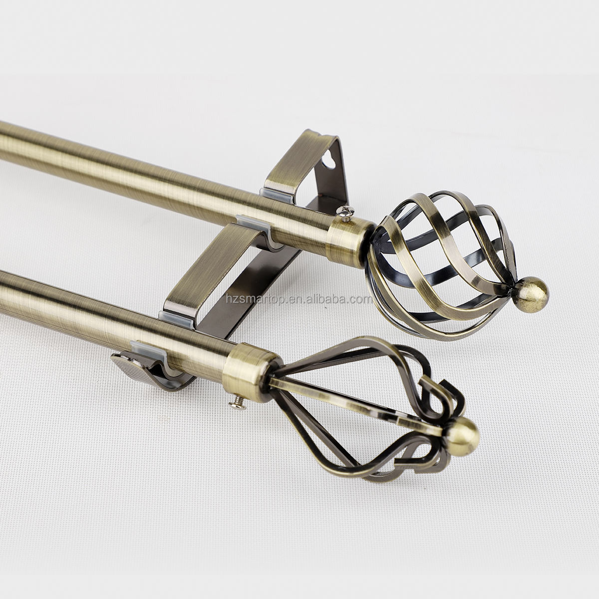 Modern Single Window Rod Curtains Gold Black White Extendable Iron Curtain Rod with Twisting Finials Adjustable Design Style