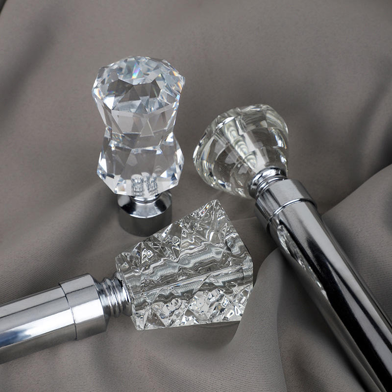 Luxury Eco-friendly Adjustable Extendable Metal Designer Curtain Rod Modern Style Not Rust Aging Premium Quality for Your Home