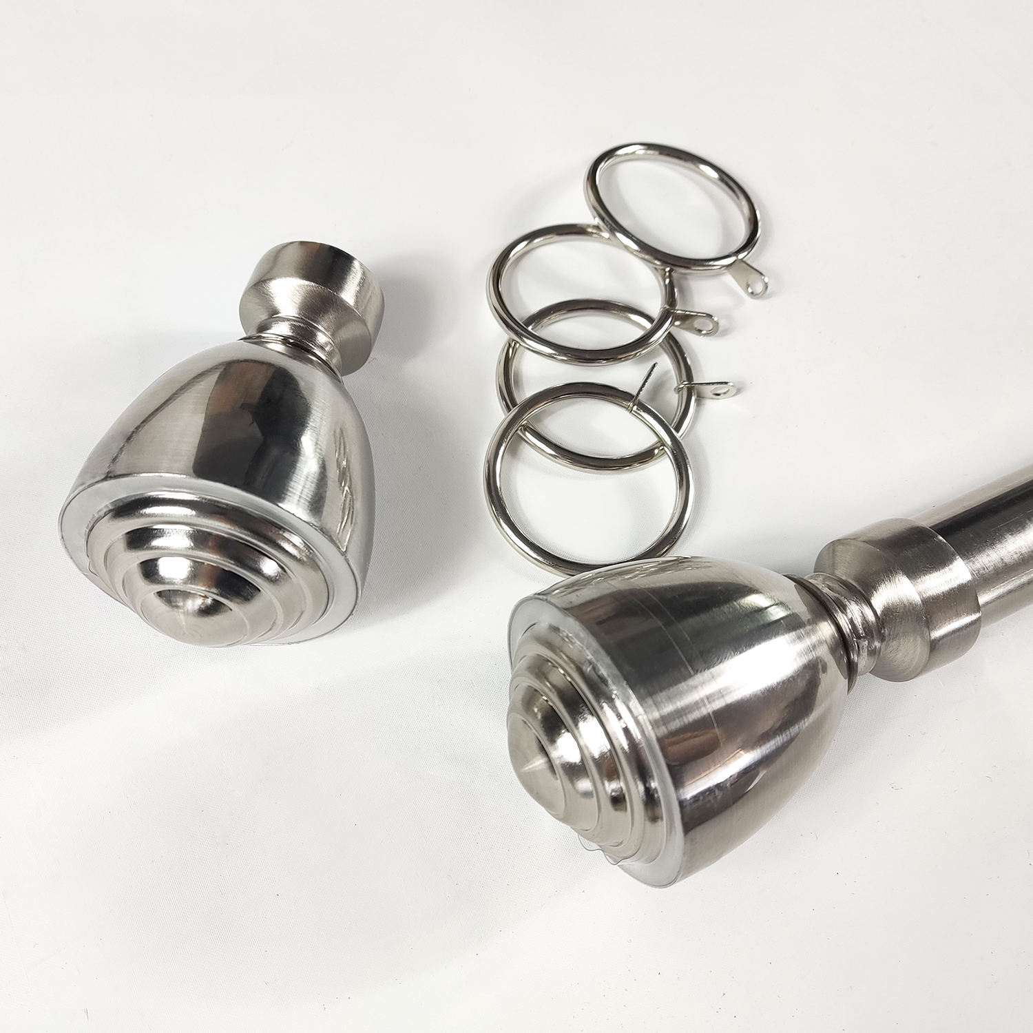 High Quality Eco-friendly Modern Aluminum Alloy Curtain Rod Set with Customizable Length and European Style Accessories