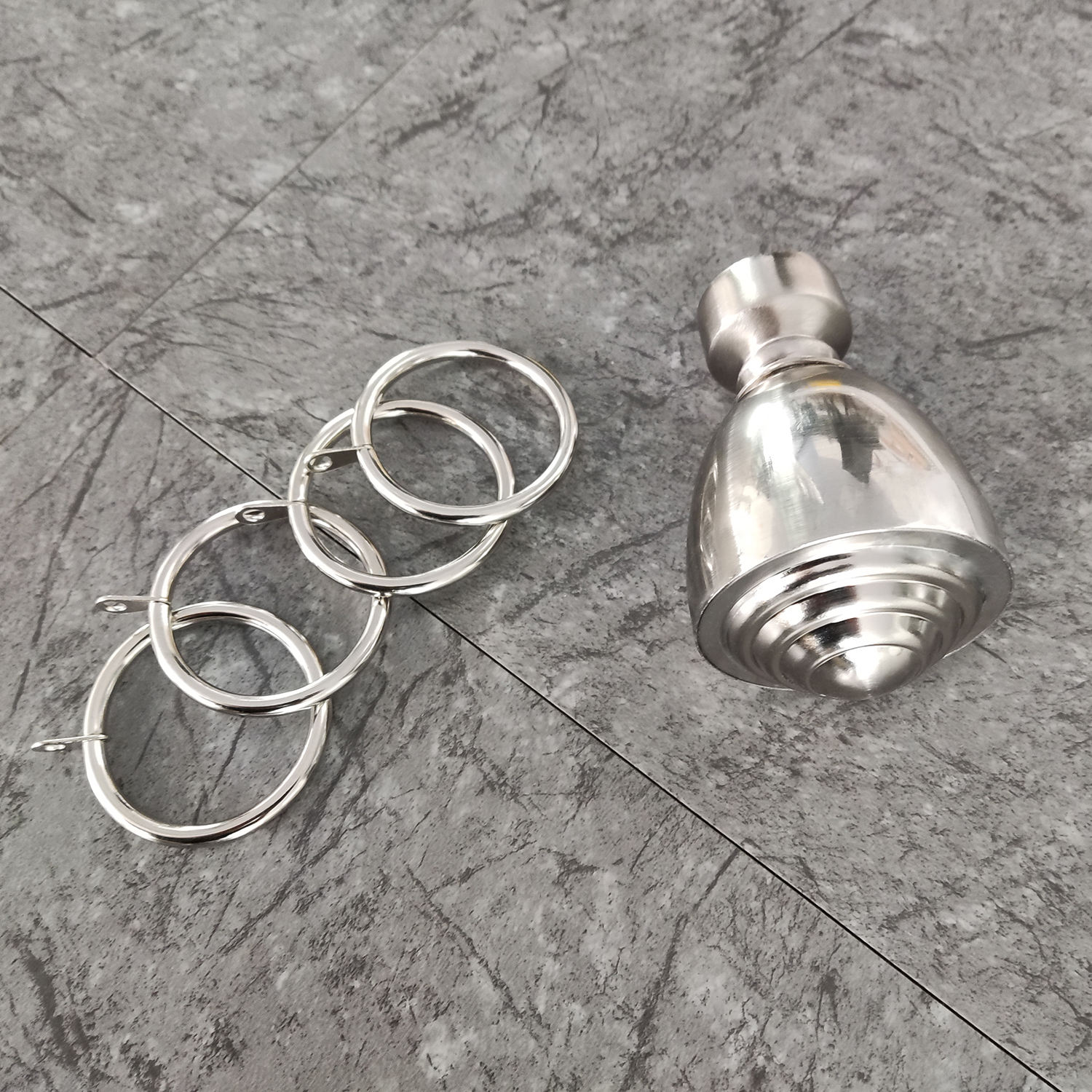 High Quality Eco-friendly Modern Aluminum Alloy Curtain Rod Set with Customizable Length and European Style Accessories