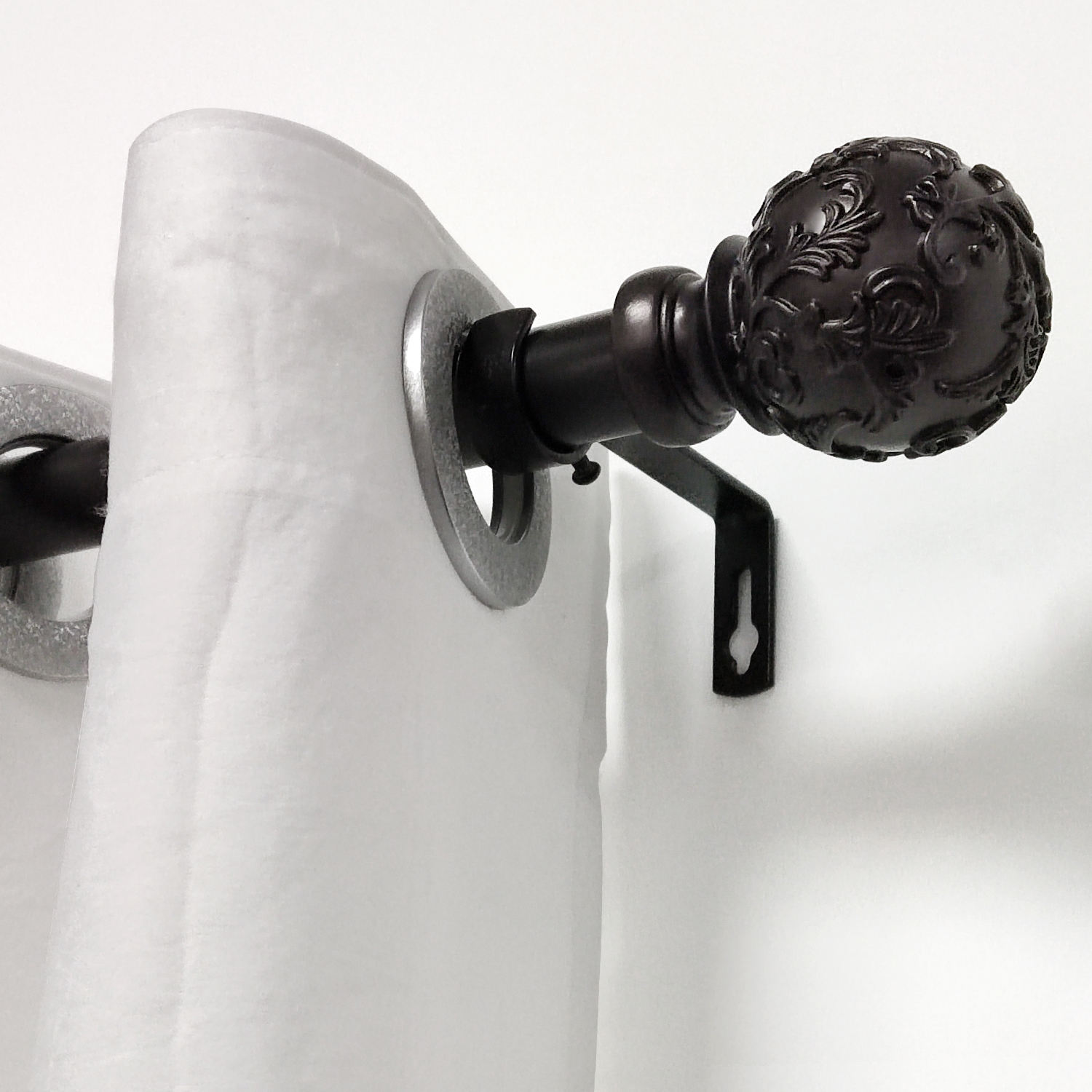 Best Selling Modern Metal Fashion Curtain Poles Set Wholesale Extendable Curtain Rods & Tracks Stylish Accessories