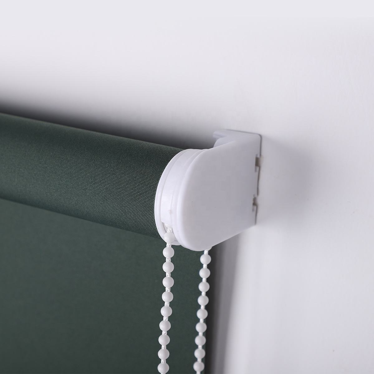 Wholesale Classic Style Blackout Window Roller Blinds Built-In Polyester Fabric Shades and Shutter for Hotels Technique Plain