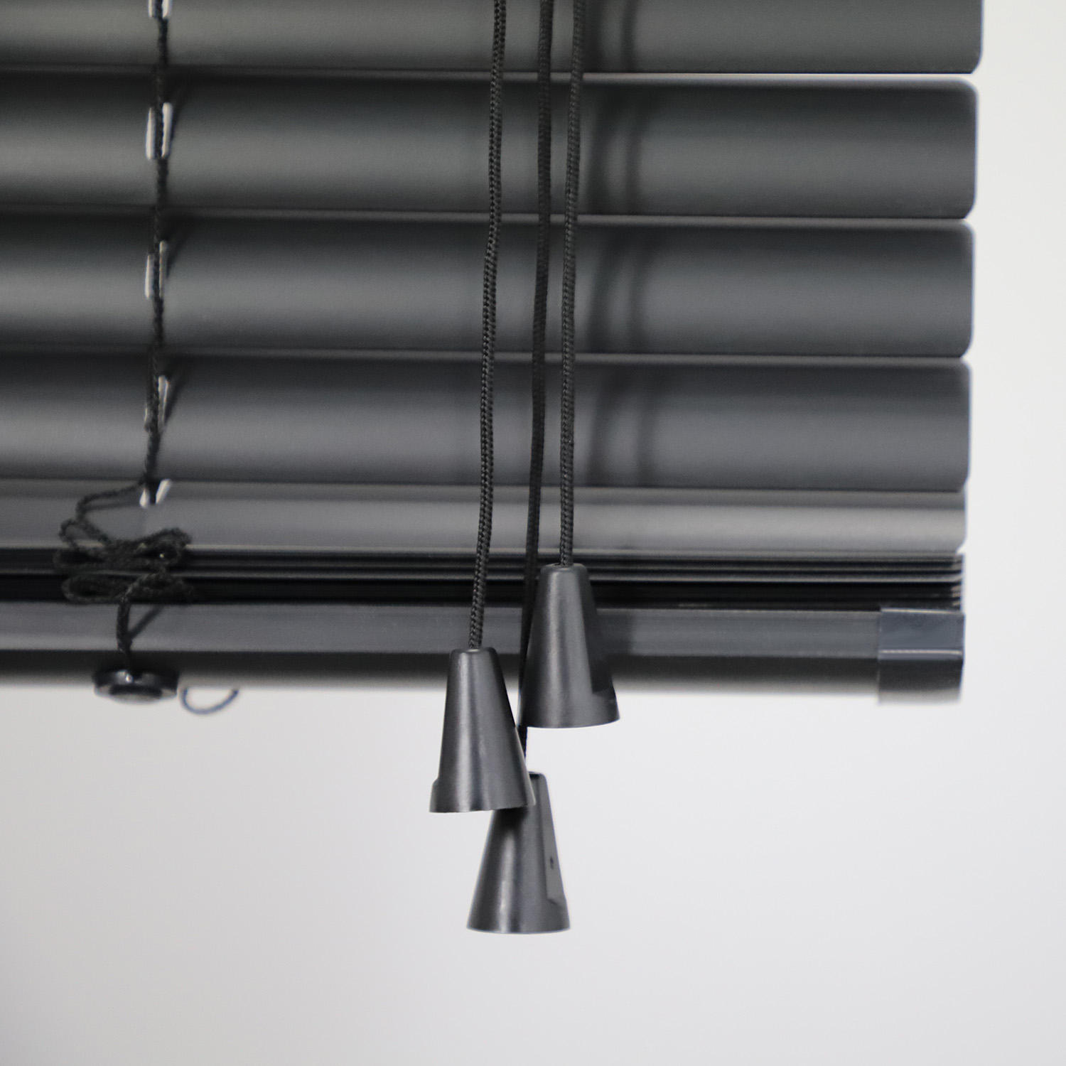 Factory Price Office Use PVC Venetian Blind Black Modern Design Rope Customized Logo High Quality for French Window